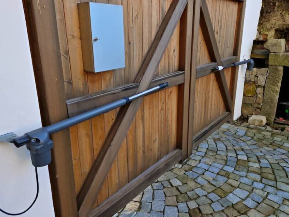 garage door gate opener